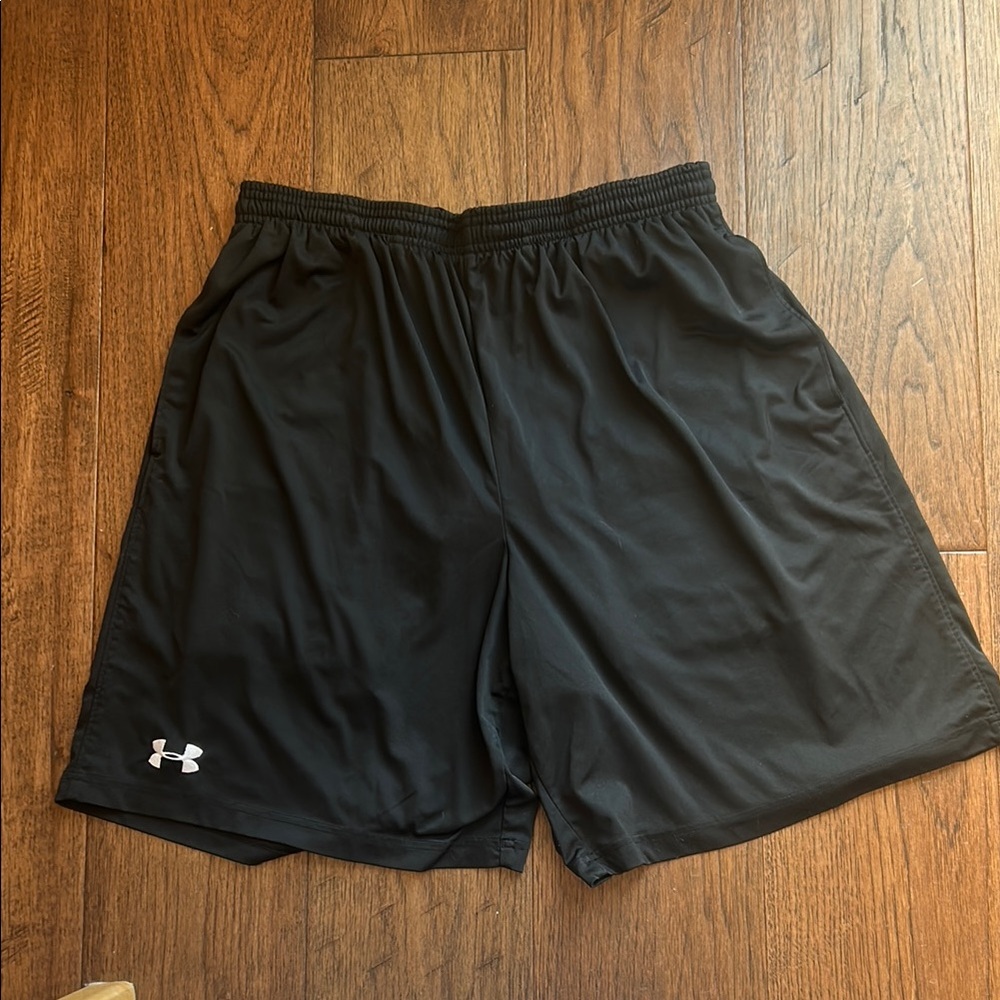 Under Armour Black Athletic Shorts Moisture-Wicking